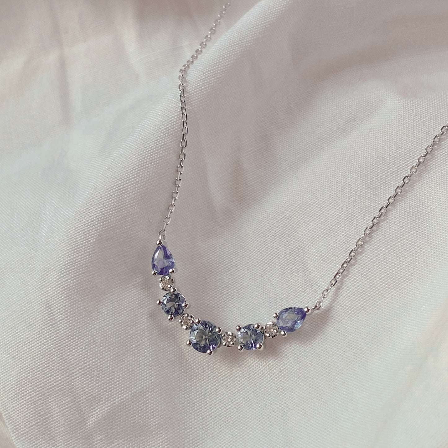 黎明女神 Aurora | 18K金鑽石頸鍊