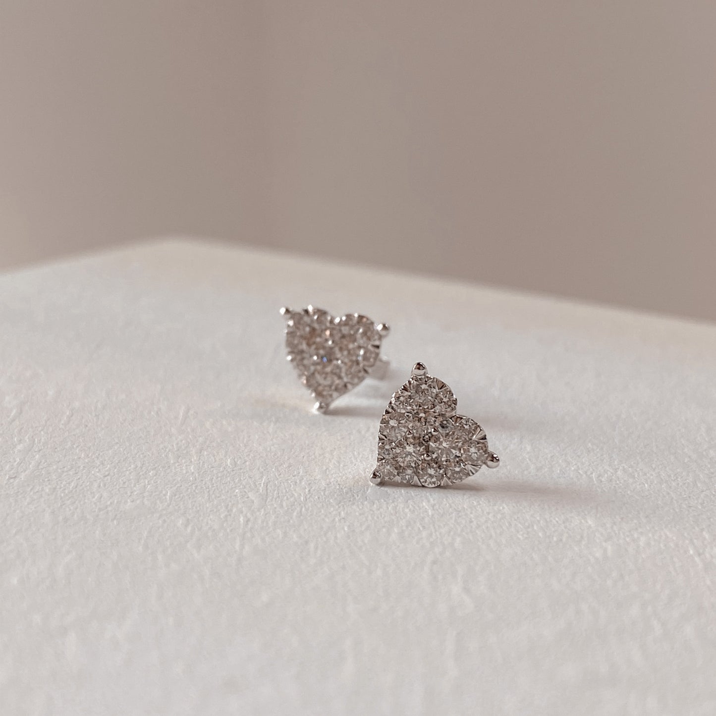 18K白金鑽石愛心耳環 No.641 | 限量發售